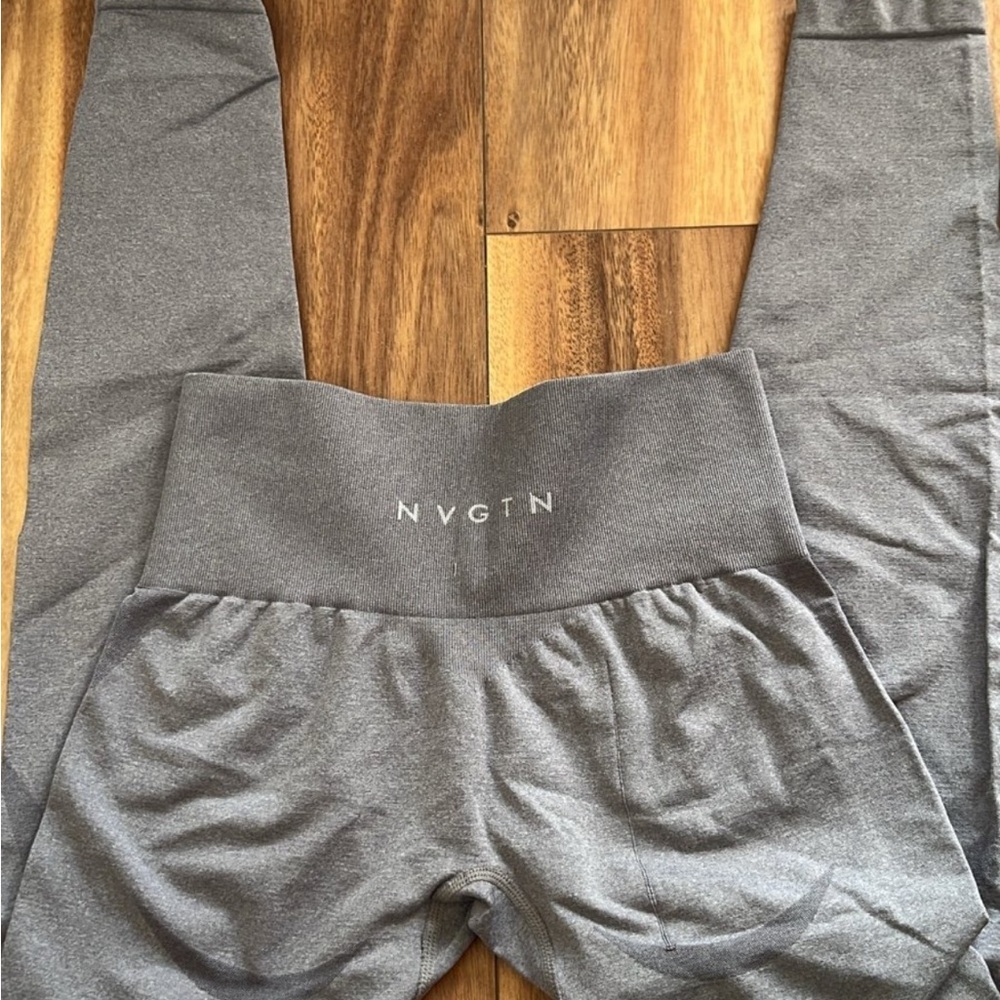 NVGTN Gray leggings thick - Picture 5 of 5